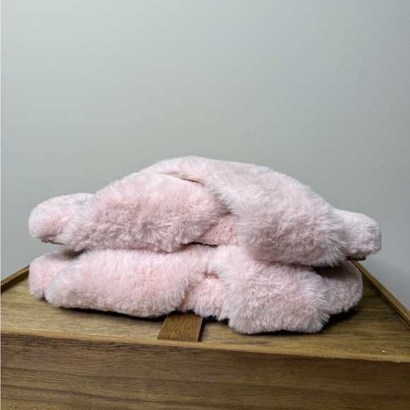 TOMS Pink Faux Fur Wm Susie Slip Womens Slippers sz 11 US Women Pink - Picture 3 of 8